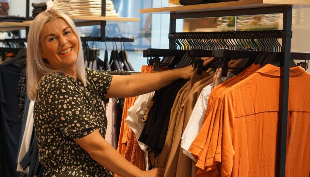 Anette Elseth Bergane tilbyr i sin butikk Nora for alle på Arkaden klær for enhver lommebok.