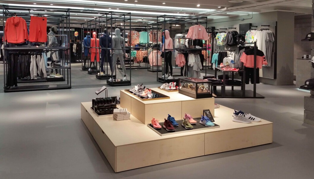 Sammen skal Pelly Butikkinnredning og Butikkonsept nå tilby komplette løsninger, konseptutvikling, innredning, prosjektering og montering på det norske markedet. Sammen skal Pelly Butikkinnredning og Butikkonsept nå tilby komplette løsninger, konseptutvikling, innredning, prosjektering og montering på det norske markedet.