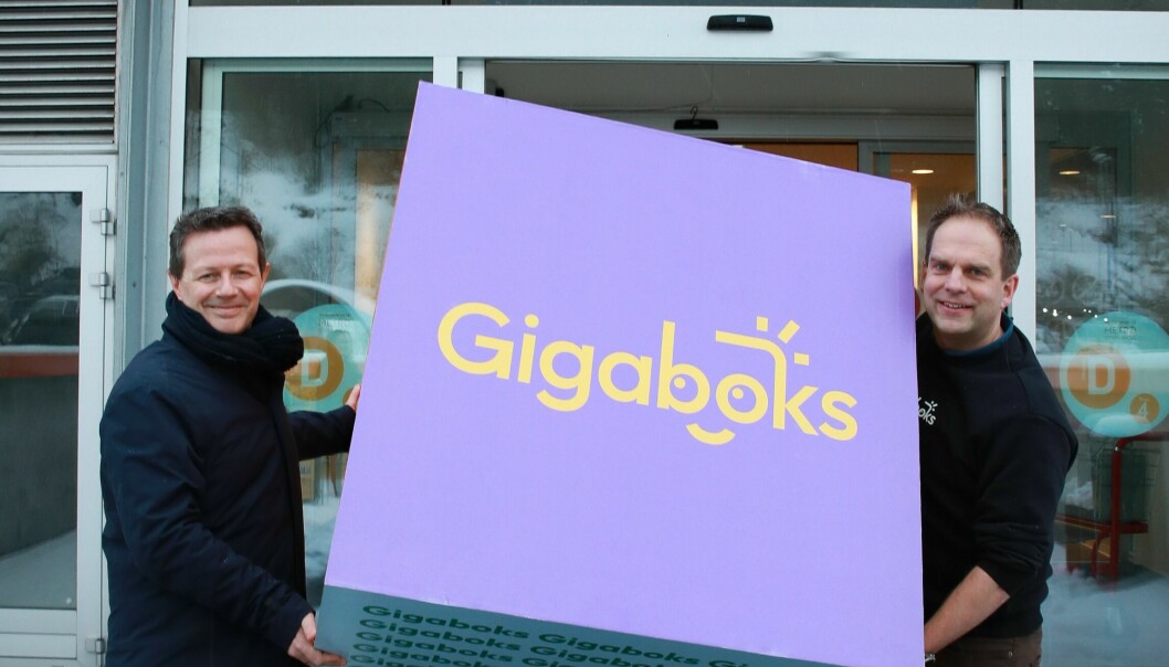 Konsernsjef Runar Hollevik (tv) i NorgesGruppen, og Terje Systad, leder for Gigaboks.