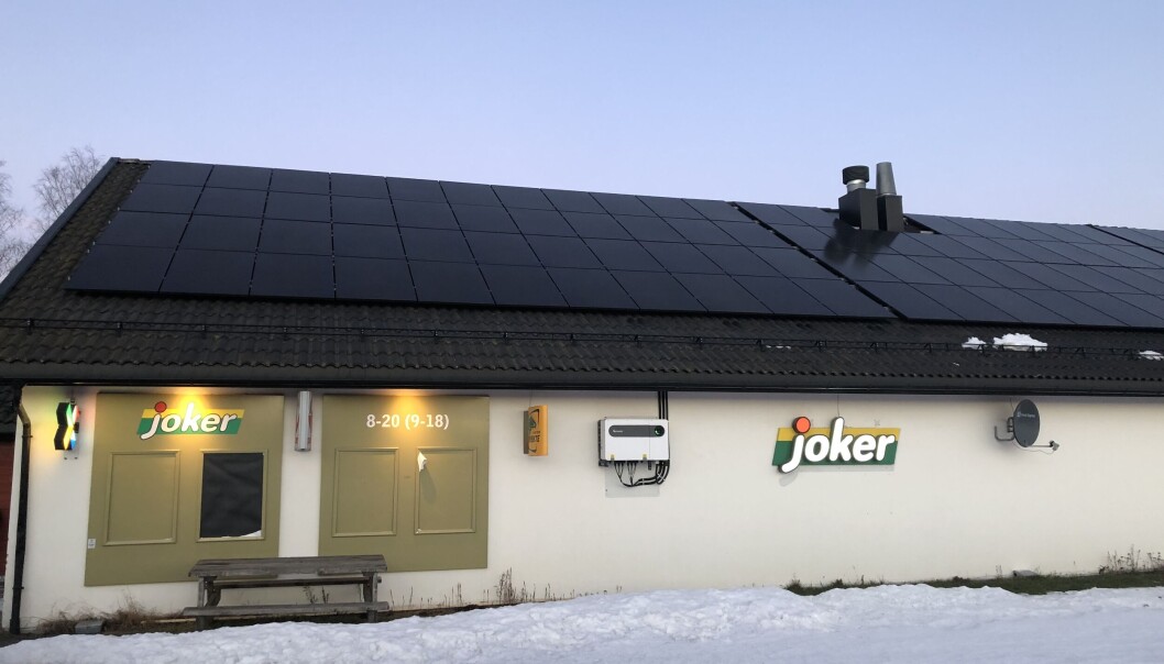 Solceller på taket kostet 400.000 kr Solceller på taket kostet 400.000 kr