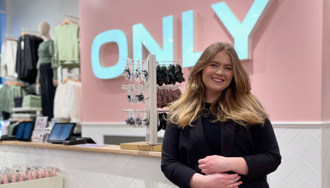– Veldig gøy å få være med på å bygge opp noe helt nytt, synes Maria Hetlebakke, butikksjef hos ONLY på OFO. – Veldig gøy å få være med på å bygge opp noe helt nytt, synes Maria Hetlebakke, butikksjef hos ONLY på OFO.