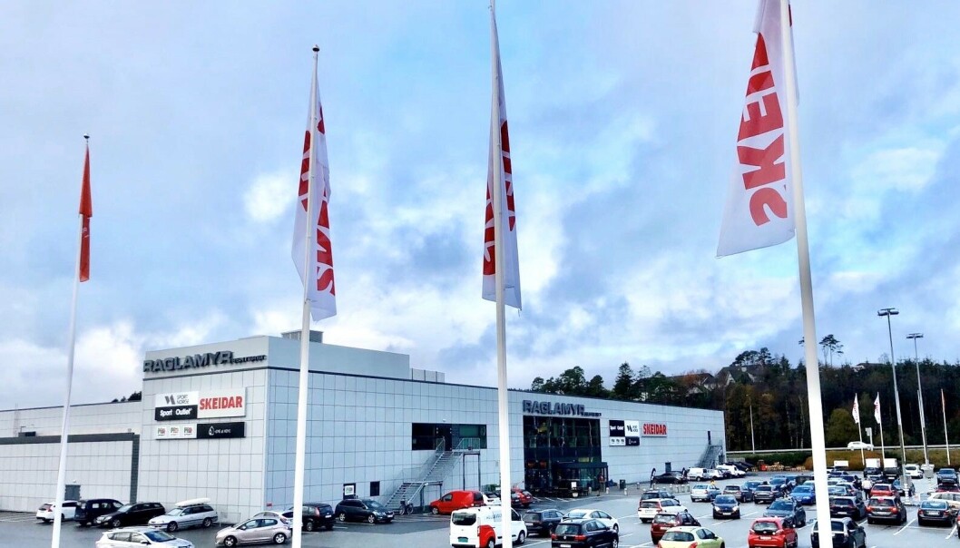 Etter 30 år som eiere selger den Stavanger-baserte Tvedt-familien Raglamyrsenteret i Haugesund. Etter 30 år som eiere selger den Stavanger-baserte Tvedt-familien Raglamyrsenteret i Haugesund.