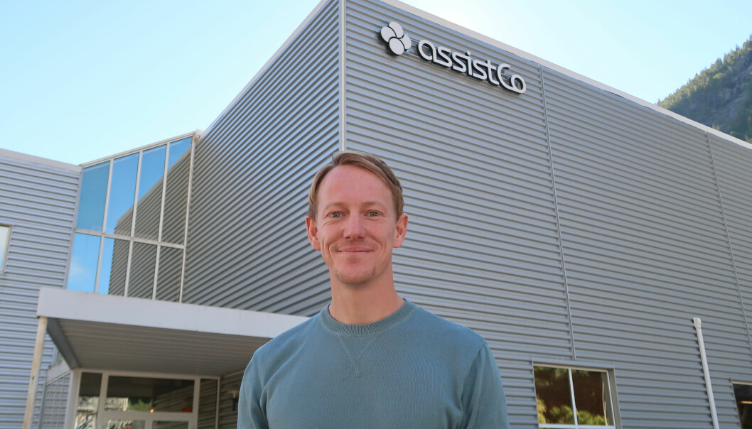 Forretningsutvikler Andrew Heap foran det nye lageret til Assistco hvor spin-off'en Spedify skal tilby 3PL med "nogo attåt" til netthandlere.