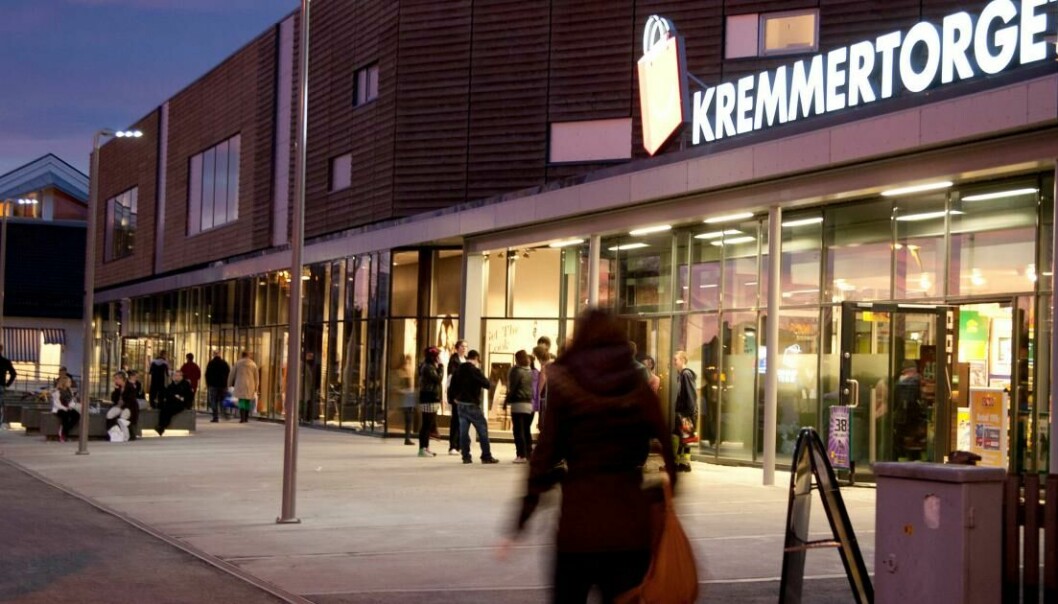 Avgangen av butikker fortsetter for Kremmertorget i Elverum, men senteret går resultatmessig bra.