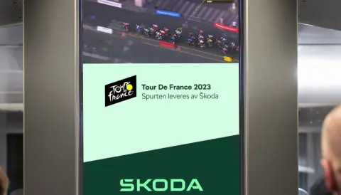 ZetaDisplay har avtale med Flytoget Media og sender de mest spennende øyeblikkene fra hver etappe mens de skjer.