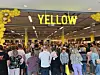 kø ved åpningen av Yellow på Sørlandssenteret.